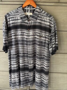 Tommy Bahama Black & White Short-Sleeve Button-Up Shirt XL